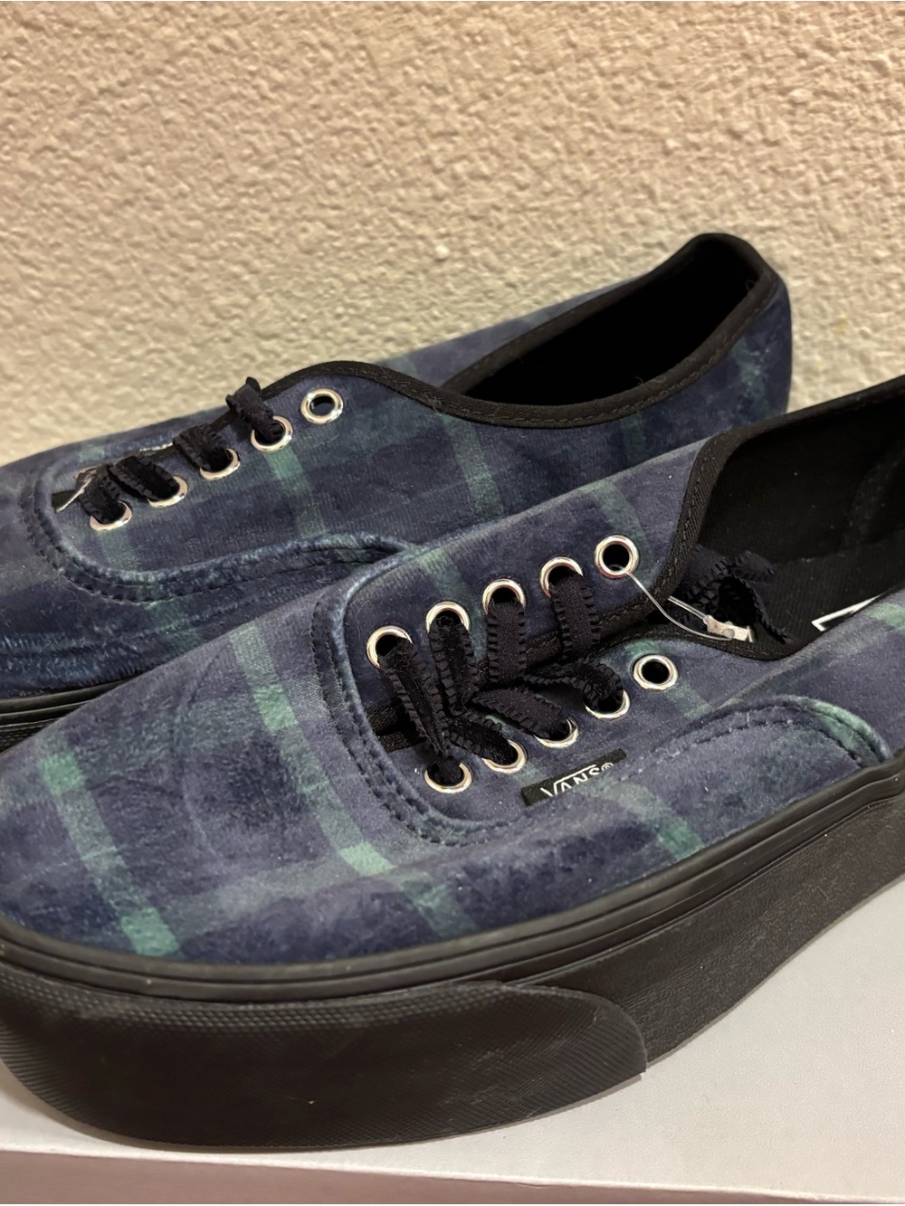 Plaid Canvas Low-Top Platform Shoes in Navy Green